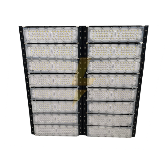 Refletor Industrial 800W 6500K IP67 — A&M Materiais